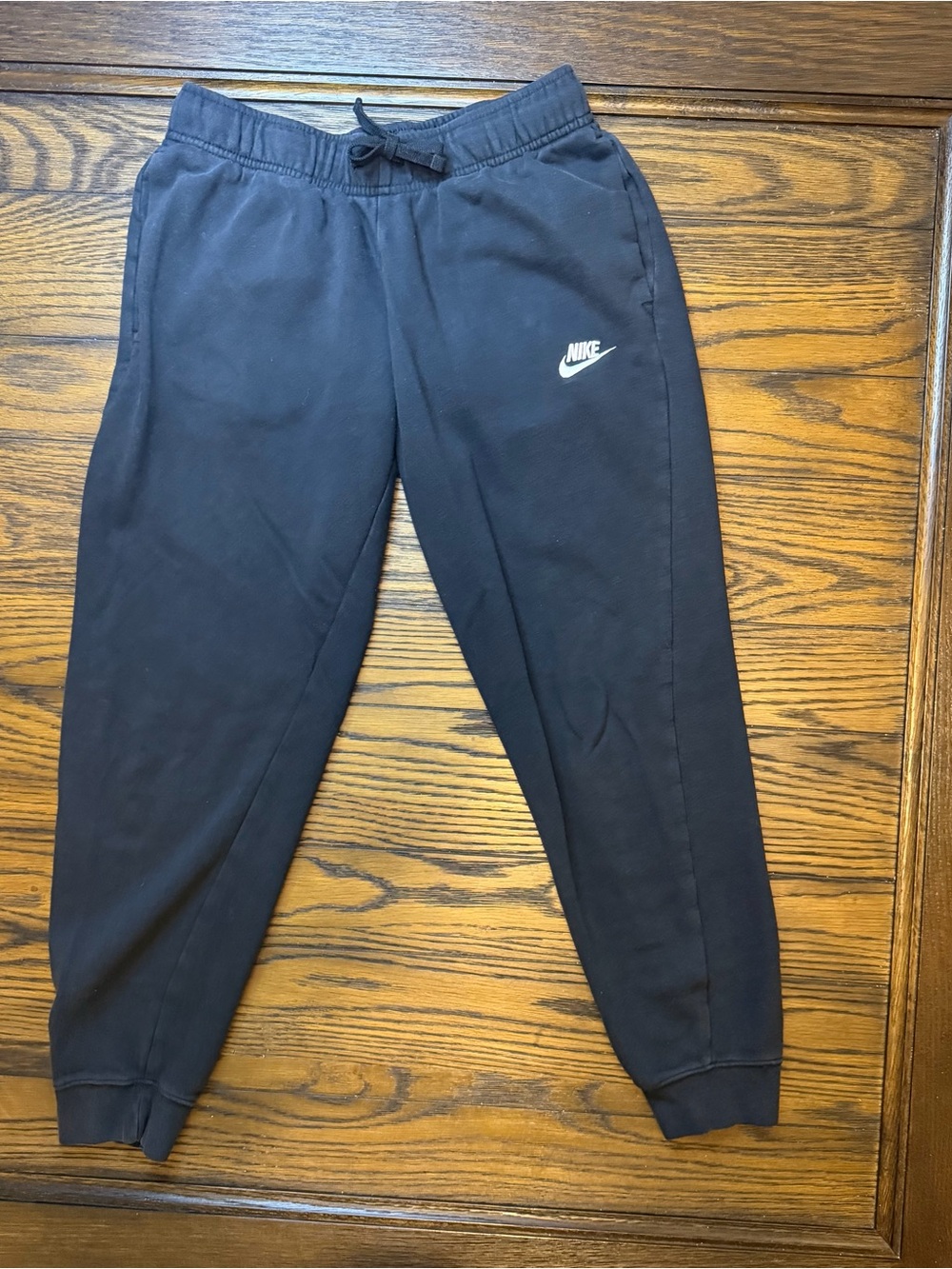 Nike Women’s Black Jogger Sweatpants